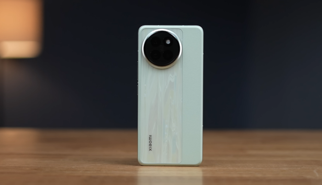 Xiaomi 14 Civi Design & Build Quality